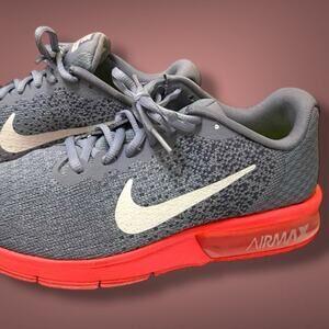 NIKE Air Max Sequent 2 Gray Pink White Knit Running Sneaker Shoes EUC